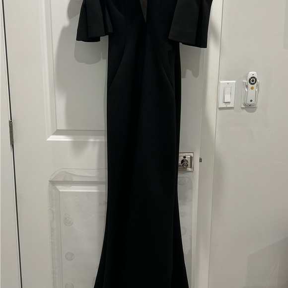 Jovani Evening Off the shoulder full length Trumpet Gown. - Picture 4 of 6